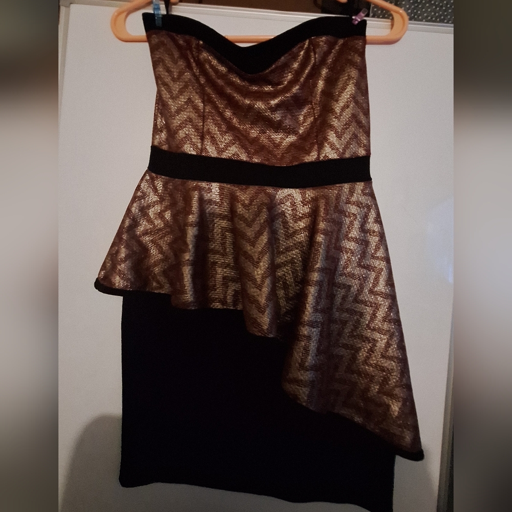 Vintqge Gold and Black Zigzag Dress